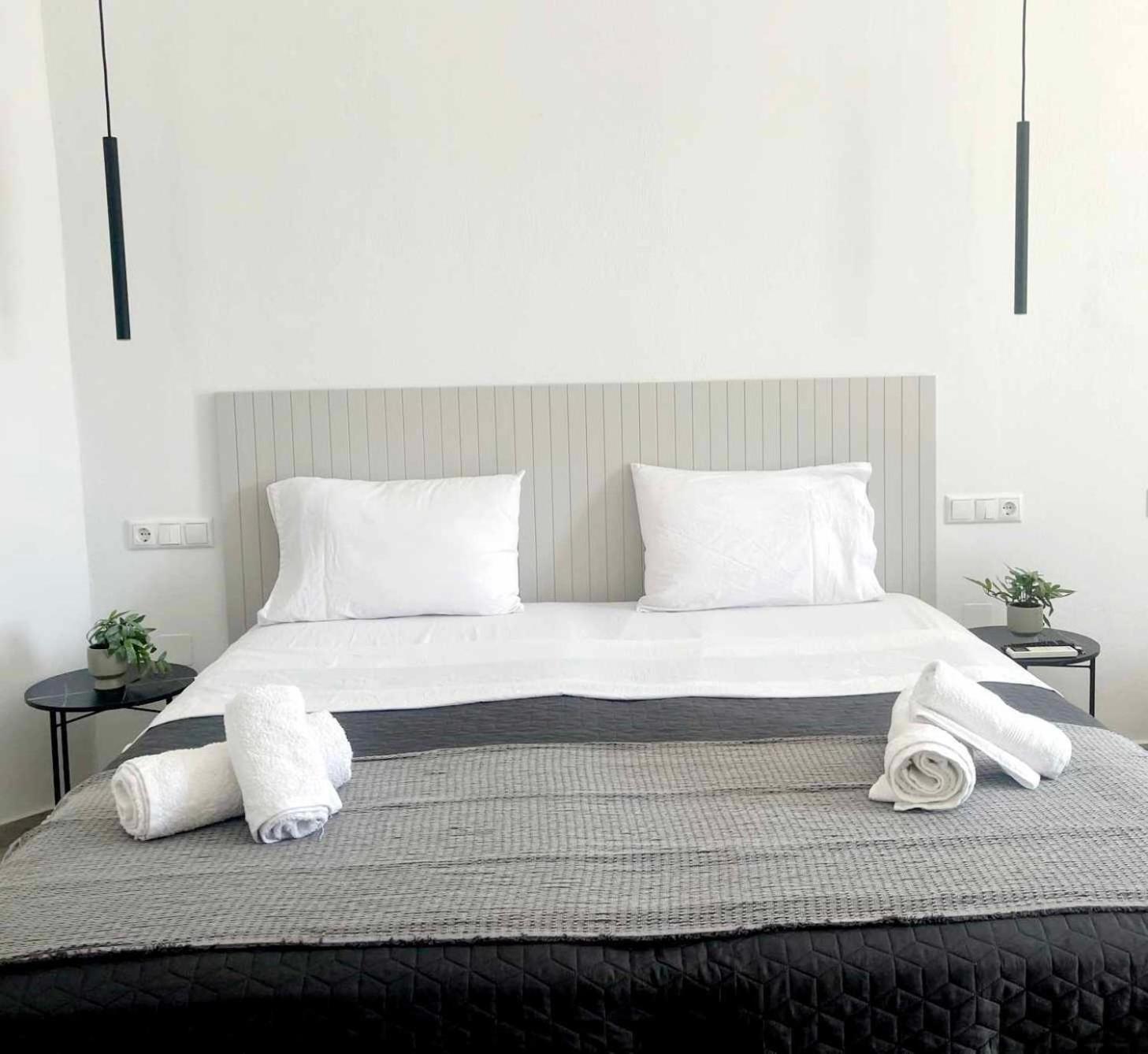 Maya Apartments, Modern And Convenient Apartments With Private Parking İskados Dış mekan fotoğraf