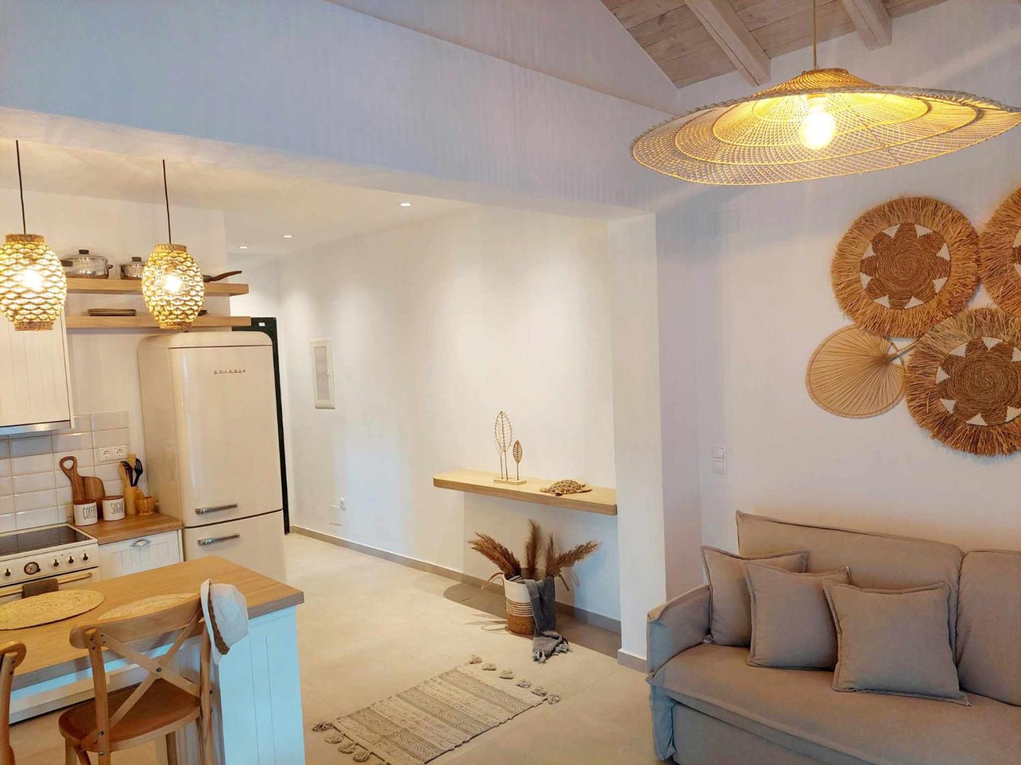 Maya Apartments, Modern And Convenient Apartments With Private Parking İskados Dış mekan fotoğraf